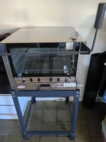 Forno de Pizza com Pedra Refratária