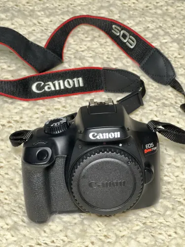 Máquina fotográfica Profissional Cânon Rebel T100