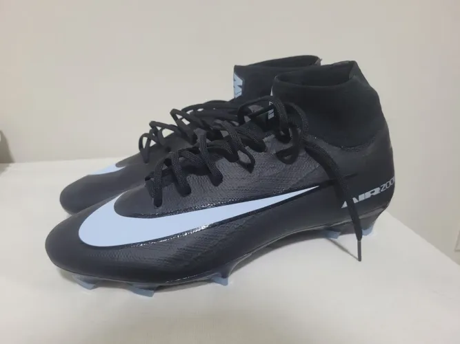 Chuteira nunca usada nike
