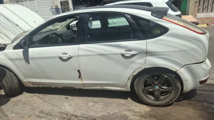Ford Focus 1.6 S/se/se Plus Flex 8v/16v 5P 2013