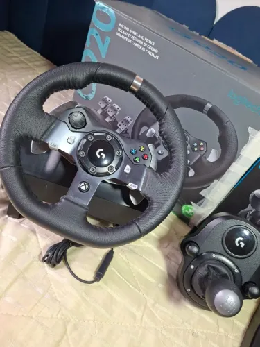 Volante G920 para Xbox ou PC