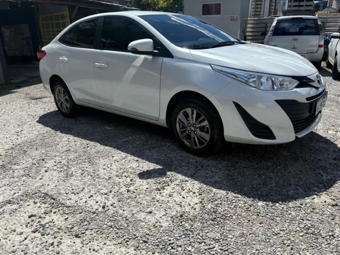 Toyota Yaris XL Plus Con. Sed. 1.5 Flex 16V AUT 2021