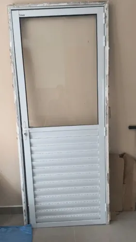 Porta de Aluminio