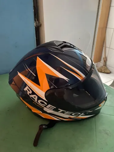 Capacete