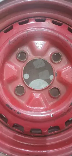 Roda para Fusca aro 15. Aço estampado.