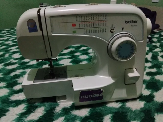 Maquina de costura