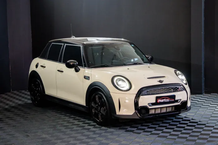 Mini Cooper S 2.0 Turbo 16V 5P Aut. 2023