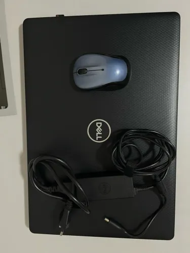 Dell Inspiron 15, i3 8ª geração, 4GB RAM, SSD 256GB + mouse