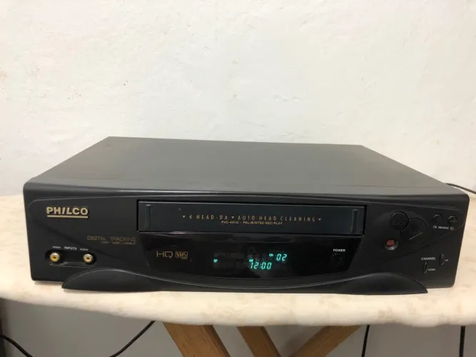 Vídeo cassete Philco relíquia