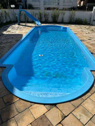 Piscina de fibra