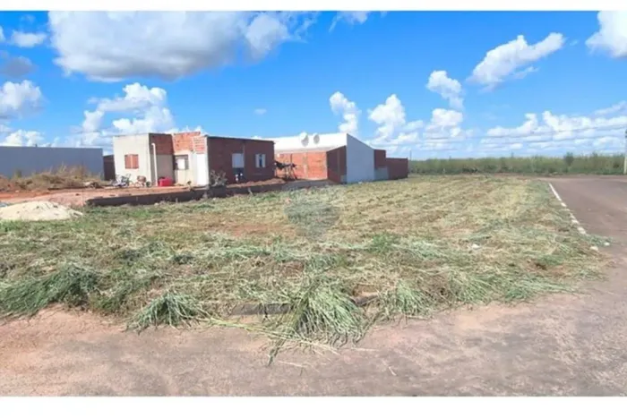 "Terreno Imperdível: Jardim Noroeste, Água Boa"