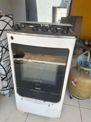Fogão 4 bocas. Branco