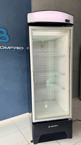 Freezer Semi Novo Metalfrio 497L Frosfre, 0 a -20 controlador digital . Garantia de 8 mês