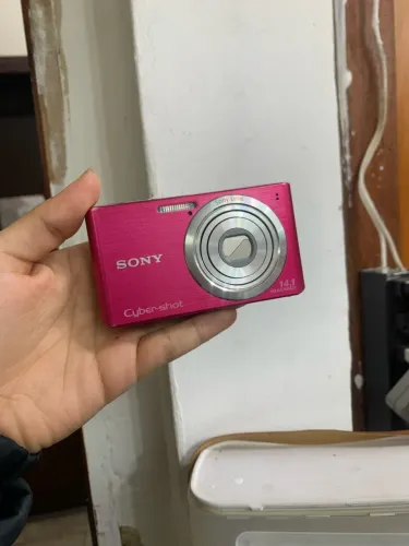Câmera cybershot DSC-W610