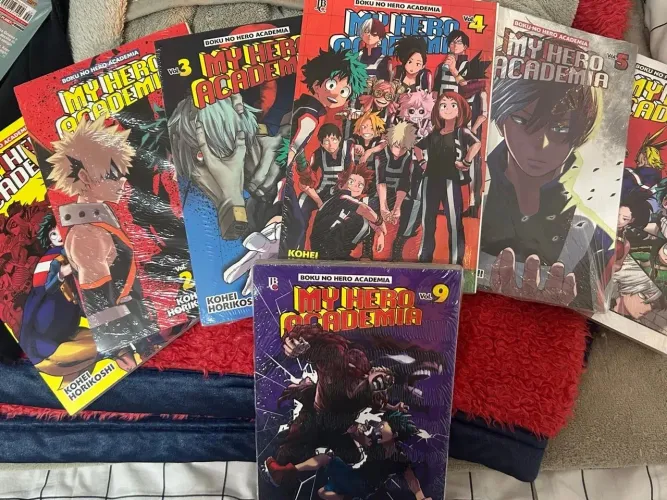 (vendo separado) Mangá My Hero Academia - Volumes 2, 3, 4, 5 e 8
