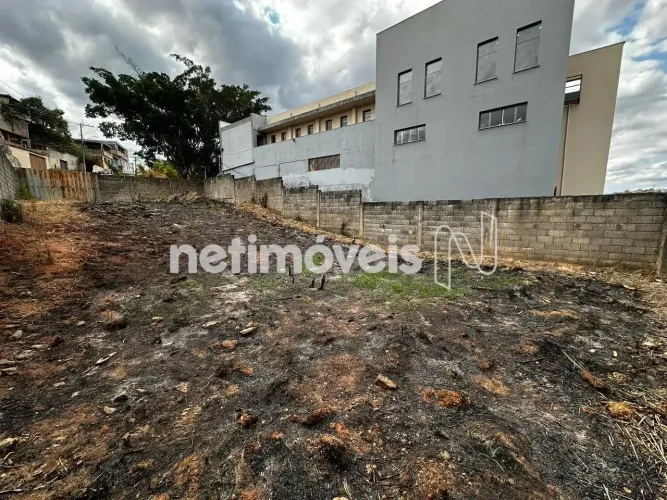 Ótima Oportunidade no Bairro Goiânia!Lote de 360m²;
