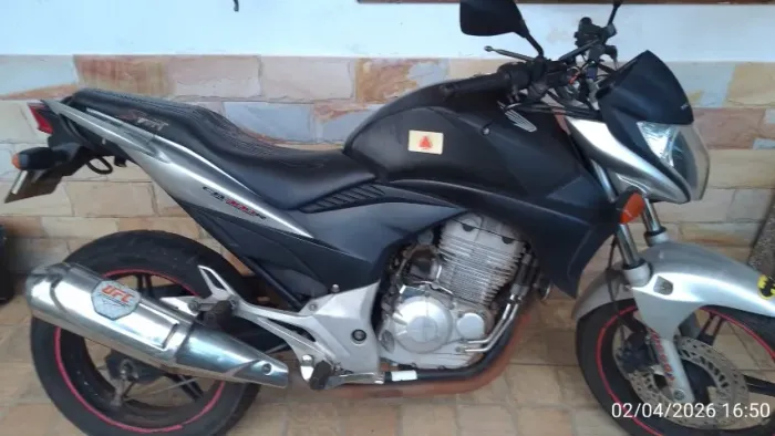 CB 300  Honda