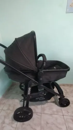 Carrinho bebê Moisés 2 em 1