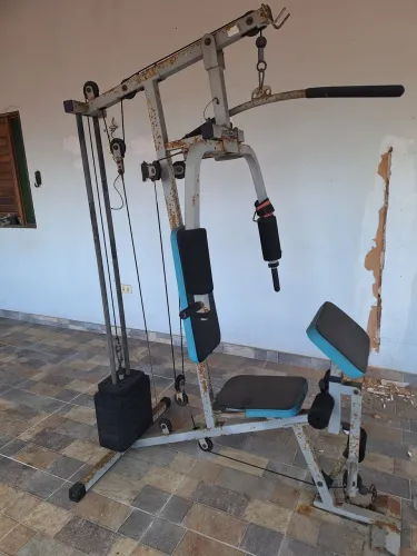 Vendo máquina de academia