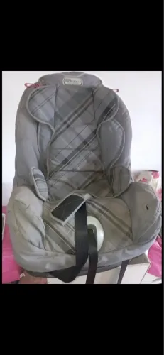 Cadeirinha para carro até 25 kg