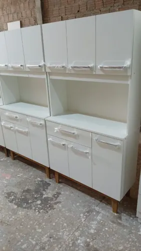 Vende-se Armário de cozinha todo branco