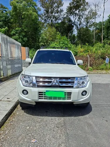 Mitsubishi Pajero HPE Full 3.2 4X4 T.i.dies. 5P AUT 2013