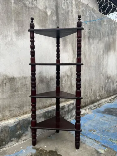 Vendo essa cantoneira de madeira pura