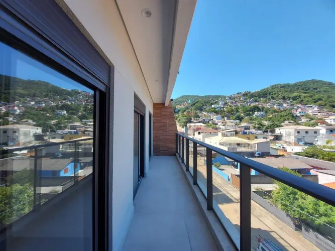 Saco Grande | Apartamento 2 quartos (1 suíte)
