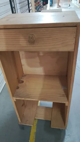 Vendo balcão de loja com gaveta 