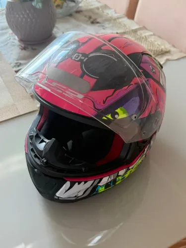 Capacete ls2 ff353