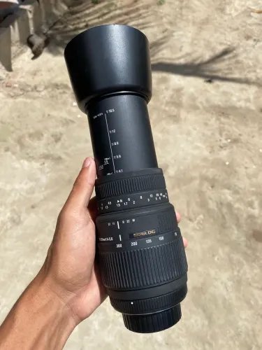 LENTE SIGMA 70-300