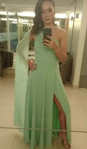 Vestido de festa longo verde um ombro só