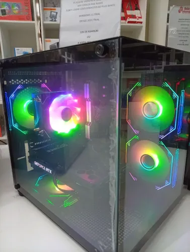PC Gamer Titan