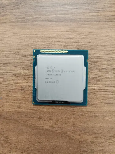 Processador Intel Xeon E3-1220 V2 3.10GHz LGA1155 4 Núcleos SR0PH Ivy Bridge