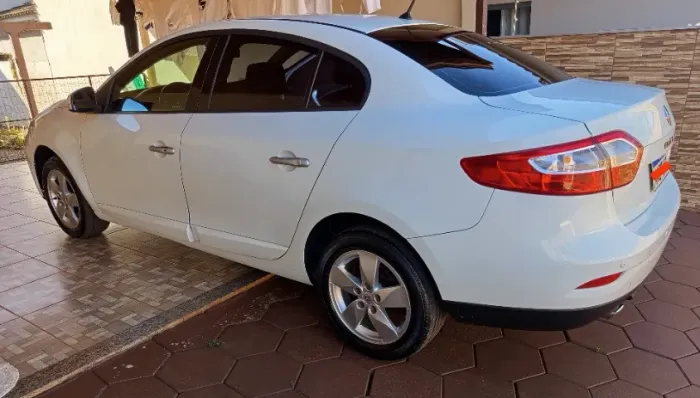 Renault Fluence Sed. Dynamique 2.0 16V Flex Aut. 2014