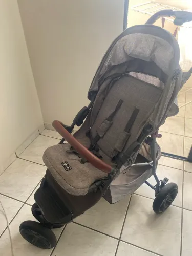 Carrinho de bebê