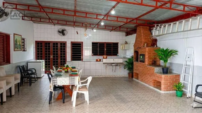 Casa com 1 dormitório à venda, 162 m² por R$ 810.000,00 - São José - Paulínia/SP