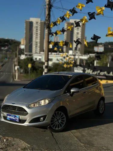 Ford Fiesta Tit./tit.plus 1.6 16V Flex Aut. 2014
