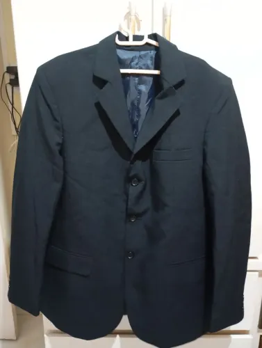 lindos Blazer tamanho 48. Os 2 por $100.00