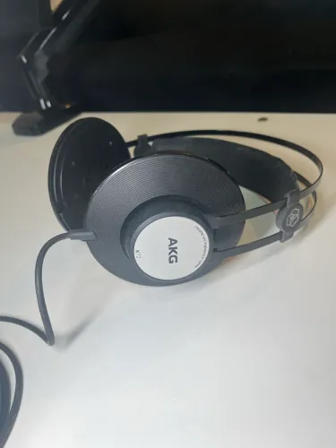 AKG K72 Original | Fone de Ouvido Profissional Over-Ear para Estúdio e Monitoramento