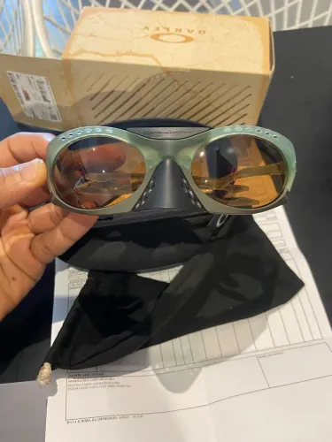 Óculos de sol Oakley Plantaris Matte Fern Impecável