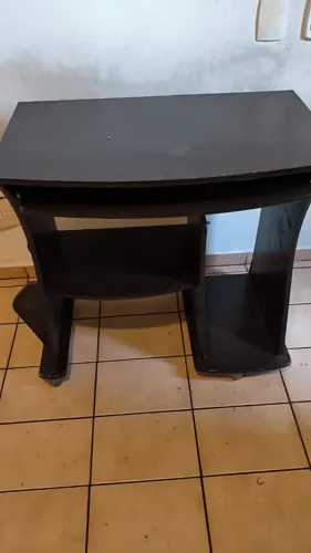 Rack/Mesa preta de MDF