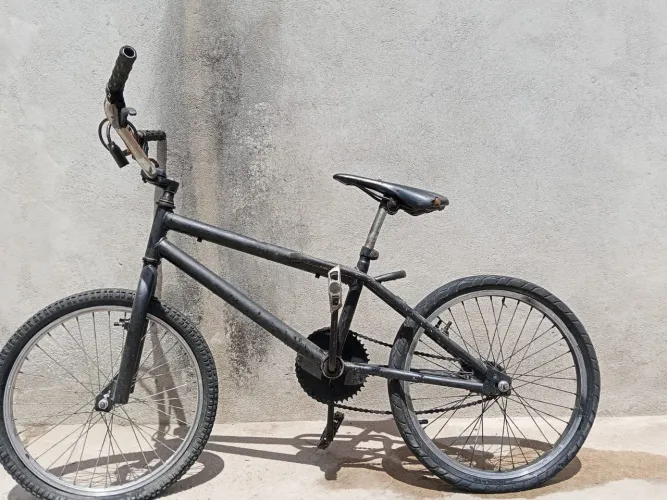 Vende-se bike aro 20