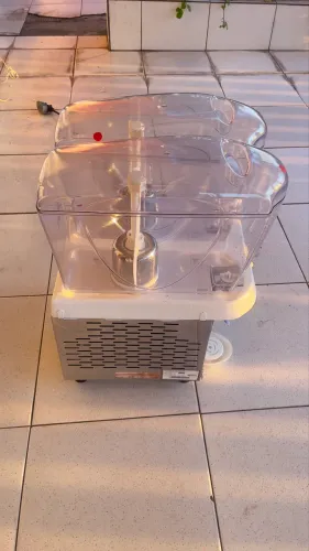Refresqueira Suqueira Profissional 2 Cubas Refrigerada 220V