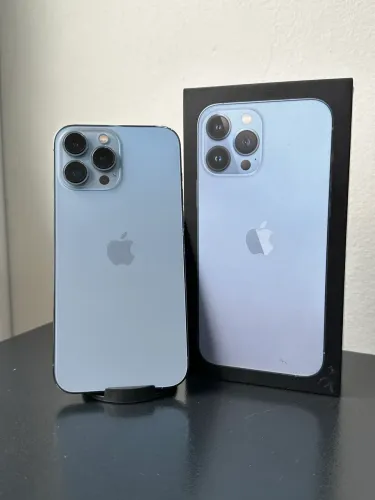 iPhone 13 Pro Max 256gb Azul semi novo impecável