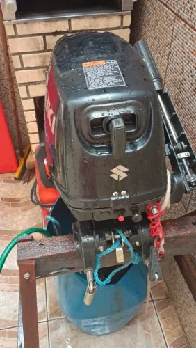 MOTOR DE POPA SUZUKI 15 HP - 2021