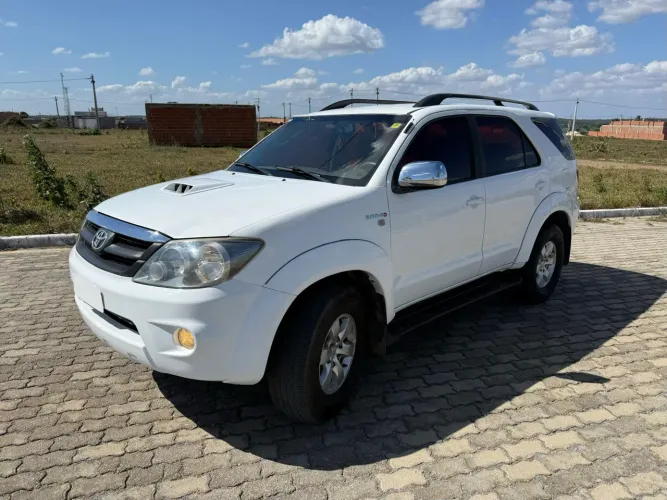 Toyota Hilux SW4 SRV D4-d 4X4 3.0 TDI Dies. AUT 2006