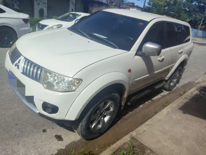 Mitsubishi Pajero Dakar 3.2 4X4 T.i. Dies. 5P Aut. 2013