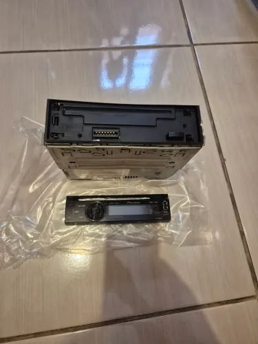 som automotivo pioneer DEH3050UB