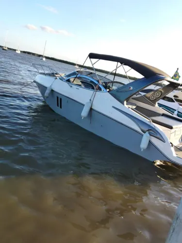 Barco Cruiser 275c motor mercury